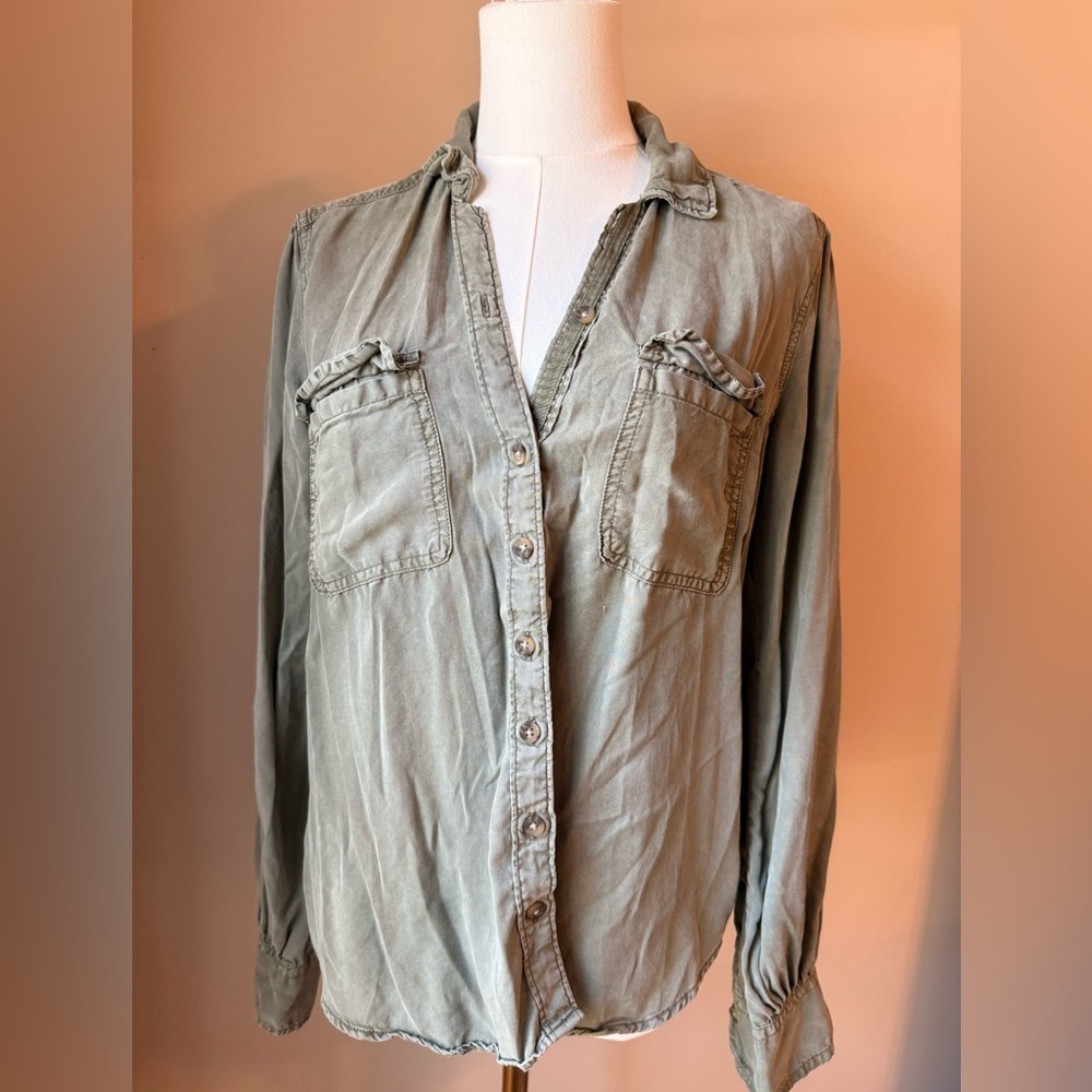 Abercrombie Knit Buttondown - Picture 1 of 4